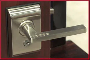 Locksmith Of Arlington  Arlington, VA 703-828-9071 - 7-entry-door-lock